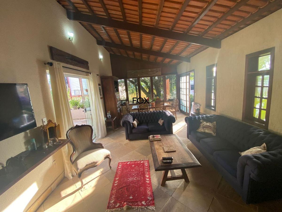 Casa, Havaí, 5 Quartos, 7 Vagas, 2 Suítes