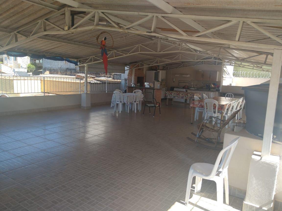 Casa, Santa Maria, 4 Quartos, 2 Vagas, 3 Suítes