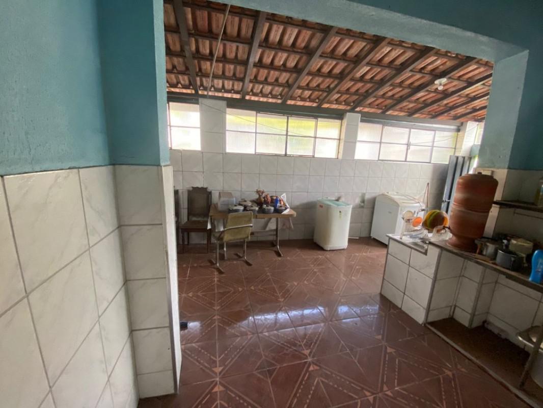 Casa, Tirol, 4 Quartos, 2 Vagas, 1 Suíte