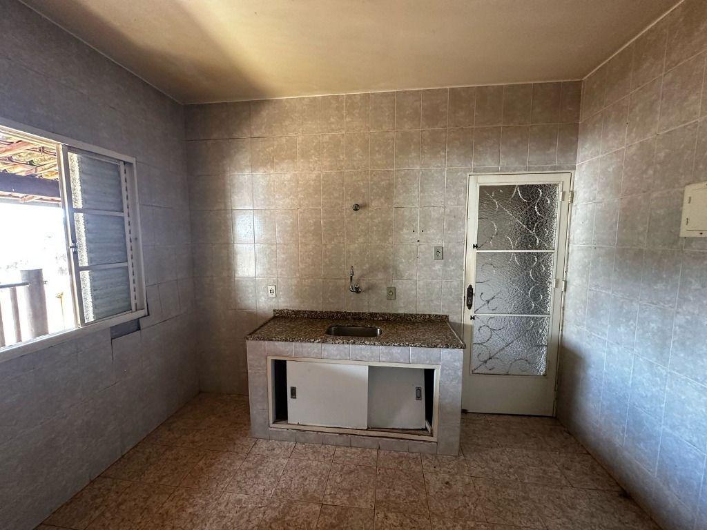 Casa, Nações Unidas, 5 Quartos, 0 Vaga