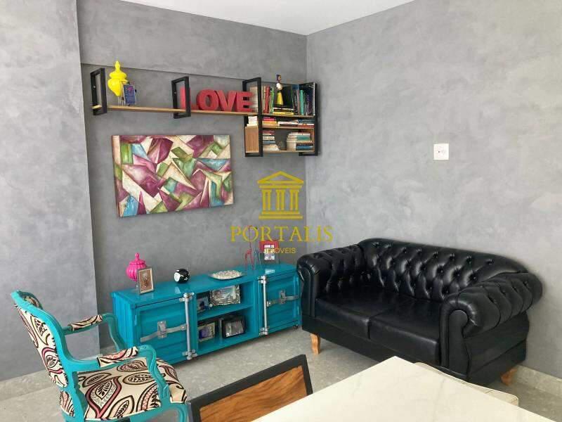 Apartamento, Santa Efigênia, 2 Quartos, 2 Vagas, 1 Suíte