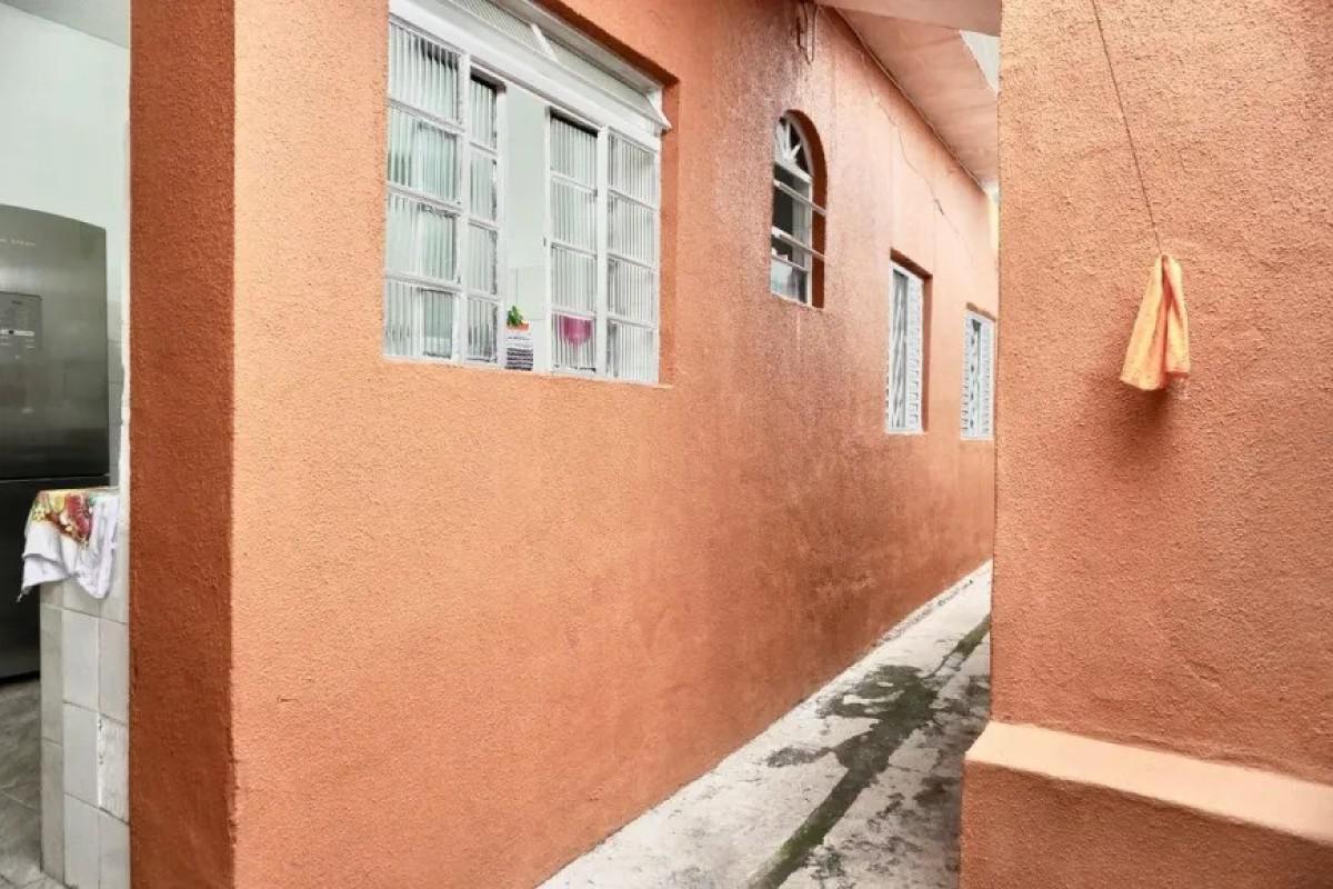 Casa, Santa Cruz, 3 Quartos, 0 Vaga, 1 Suíte