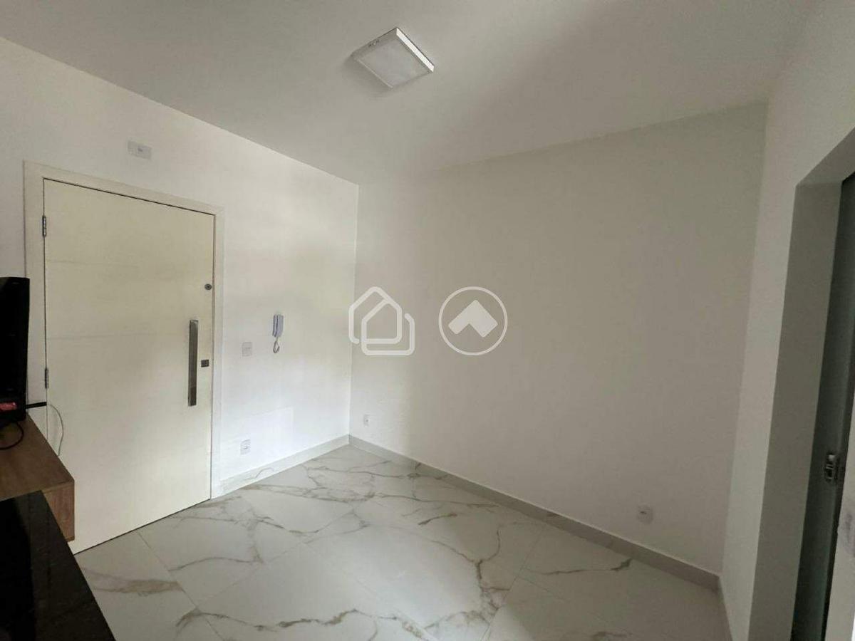 Apartamento, Estoril, 1 Quarto, 1 Vaga, 1 Suíte