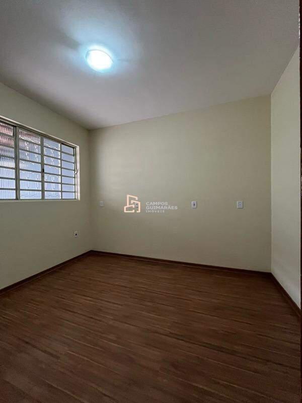 Casa, Alípio de Melo, 2 Quartos, 2 Vagas, 1 Suíte