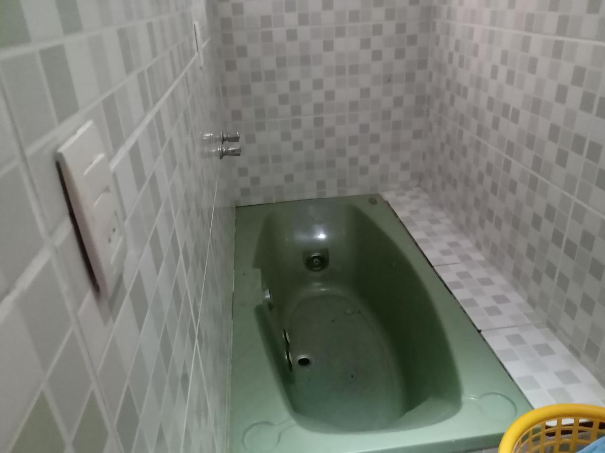 Casa, Funcionários, 3 Quartos, 2 Vagas, 1 Suíte