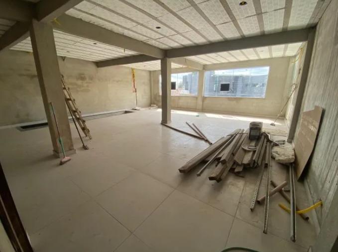 Andar, Centro, 1 Quarto, 0 Vaga