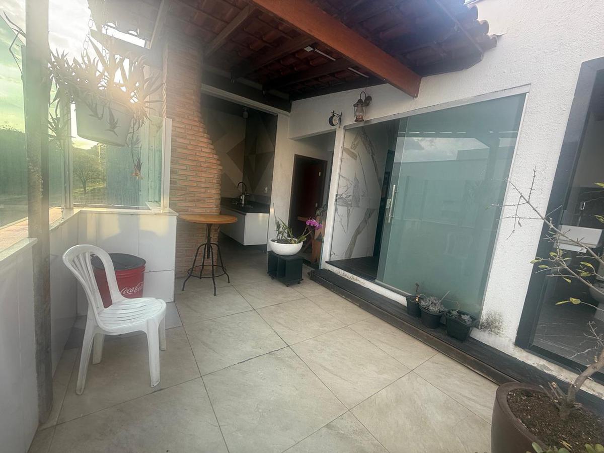 Cobertura, Santa Cruz, 4 Quartos, 2 Vagas, 1 Suíte