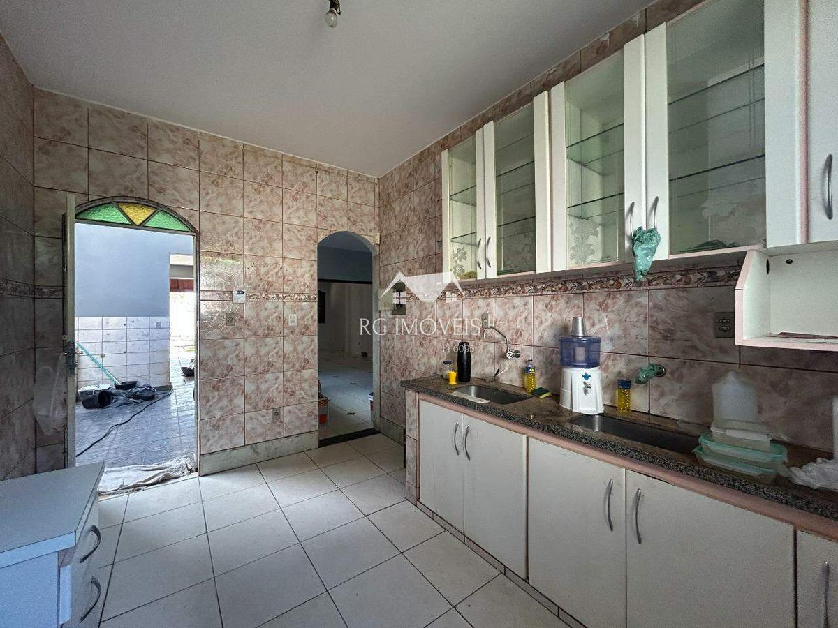 Casa, Diamante, 4 Quartos, 6 Vagas, 1 Suíte