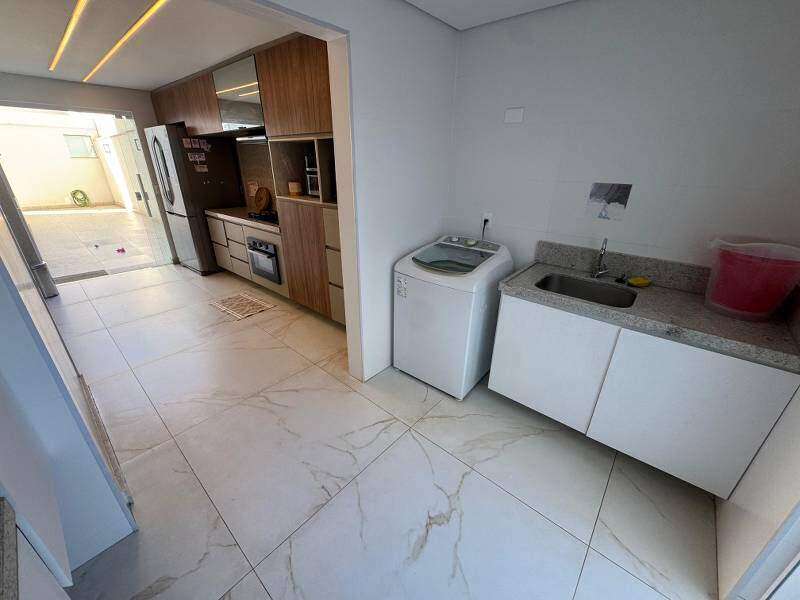 Apartamento, Sagrada Família, 4 Quartos, 2 Vagas, 4 Suítes