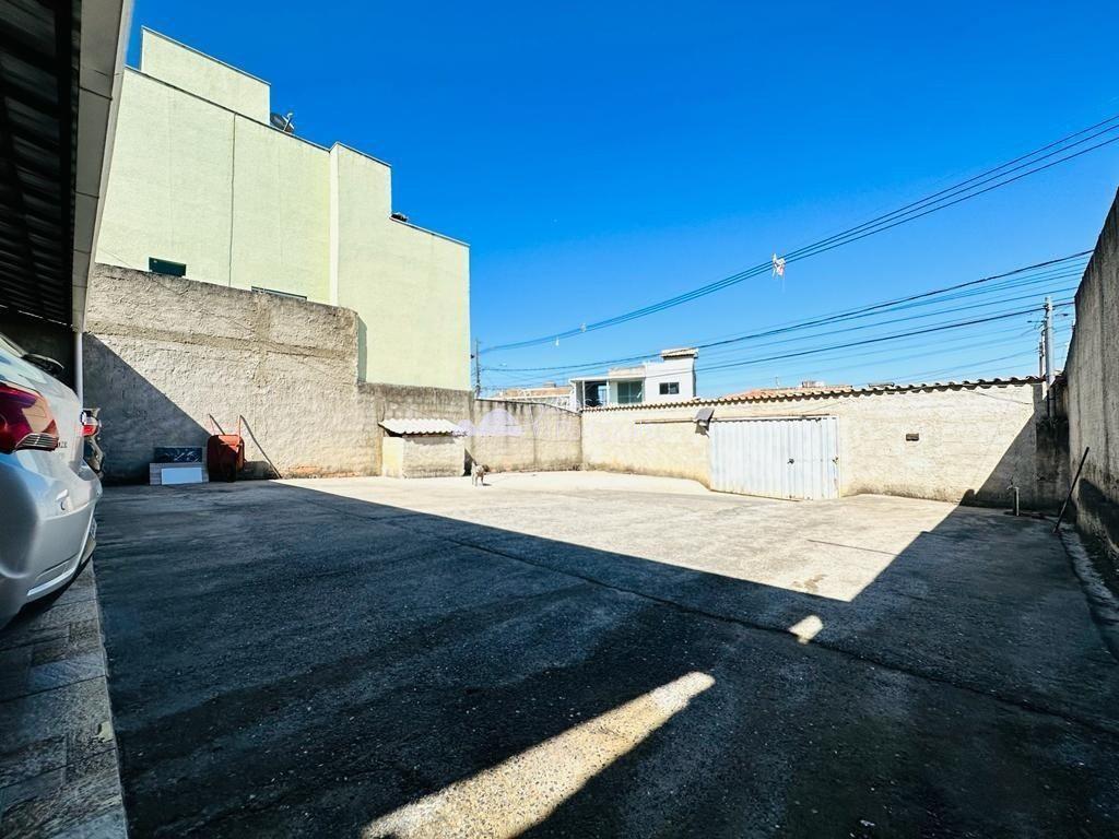 Casa, Piratininga (venda Nova), 4 Quartos, 8 Vagas, 1 Suíte