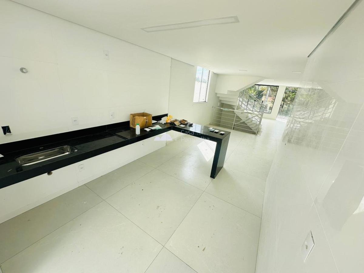 Casa, Planalto, 3 Quartos, 2 Vagas, 3 Suítes