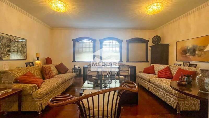 Casa, Comiteco, 5 Quartos, 6 Vagas, 2 Suítes