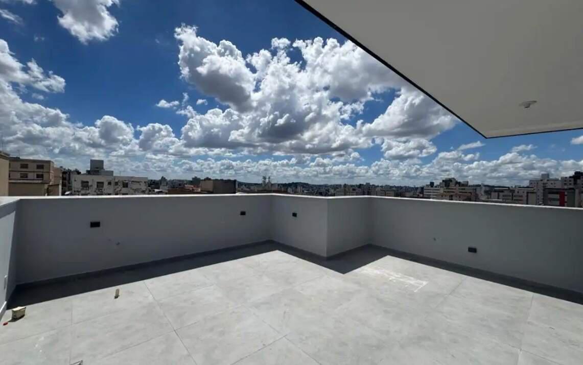 Cobertura, Barroca, 2 Quartos, 2 Vagas, 2 Suítes