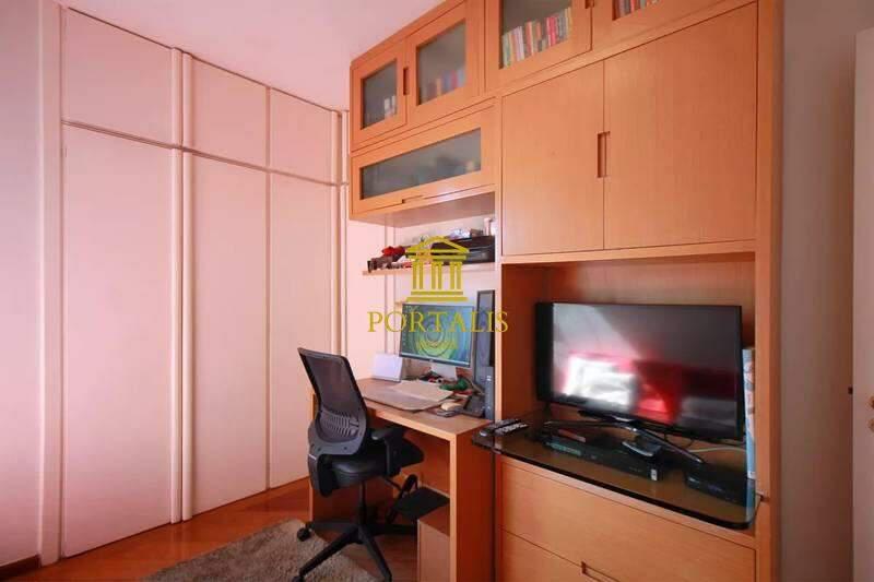 Apartamento, Anchieta, 4 Quartos, 2 Vagas, 1 Suíte