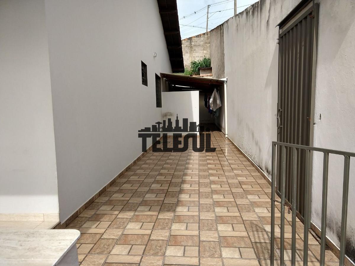 Casa, Vila Adelaide, 3 Quartos, 0 Vaga, 1 Suíte