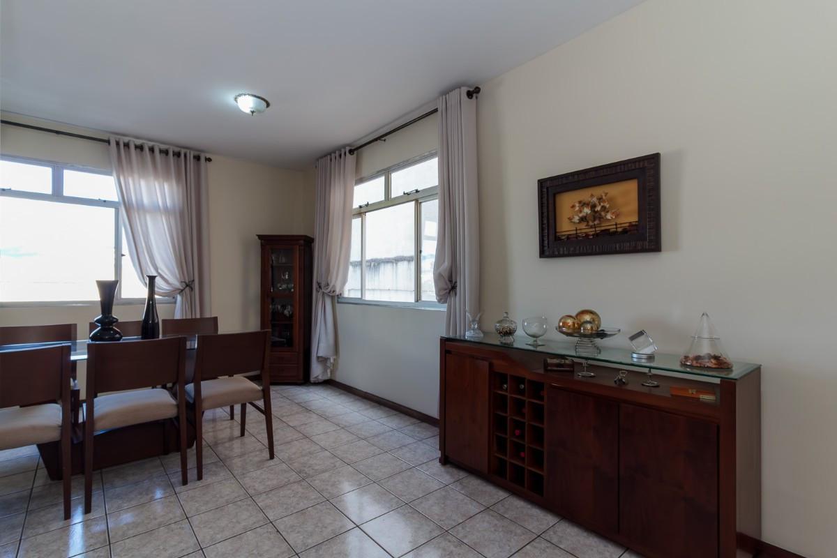 Apartamento, Floresta, 2 Quartos, 1 Vaga, 1 Suíte