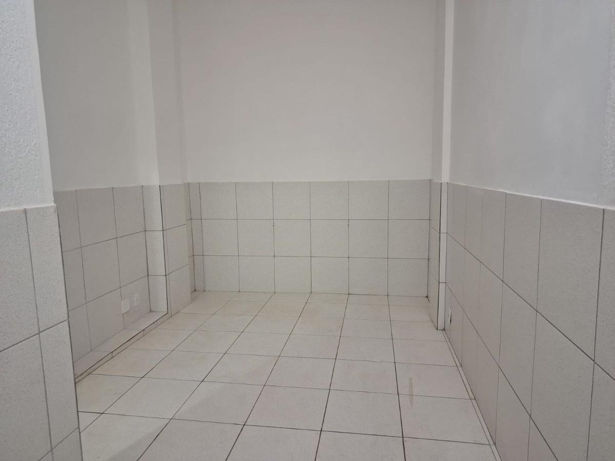 Andar, Savassi, 0 Quarto, 0 Vaga