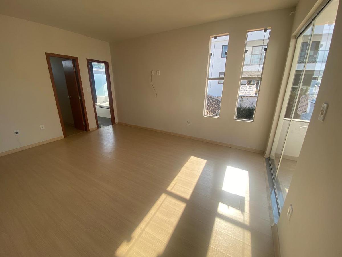 Casa, Trevo, 4 Quartos, 4 Vagas, 3 Suítes