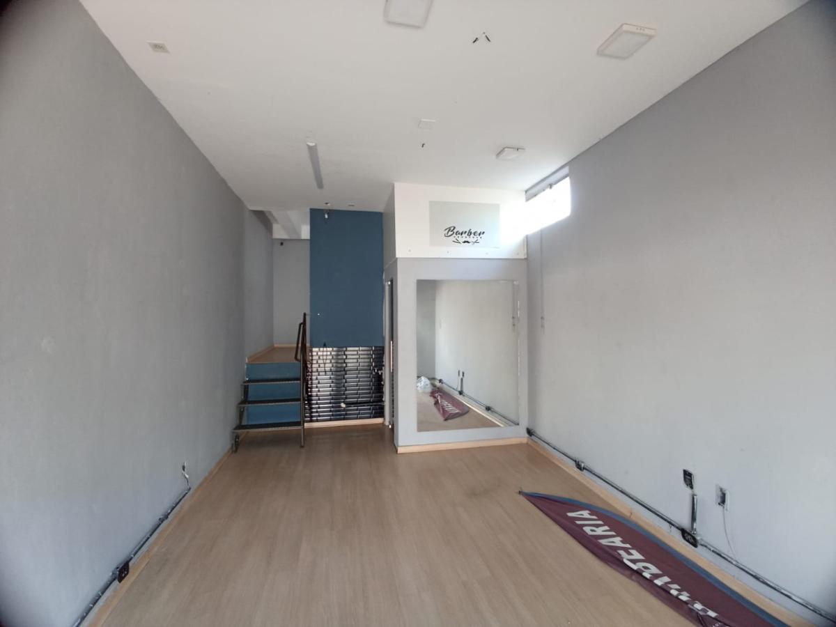 Andar, Centro, 0 Quarto, 0 Vaga