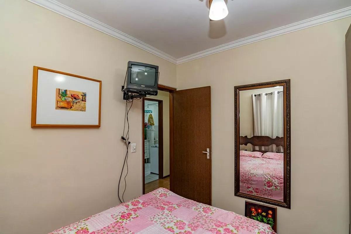 Apartamento, João Pinheiro, 2 Quartos, 1 Vaga