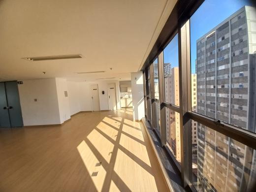 Sala, Centro, 0 Quarto, 1 Vaga