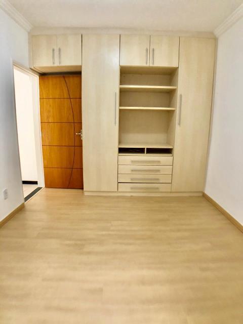 Casa, Parque Turistas, 3 Quartos, 6 Vagas, 1 Suíte