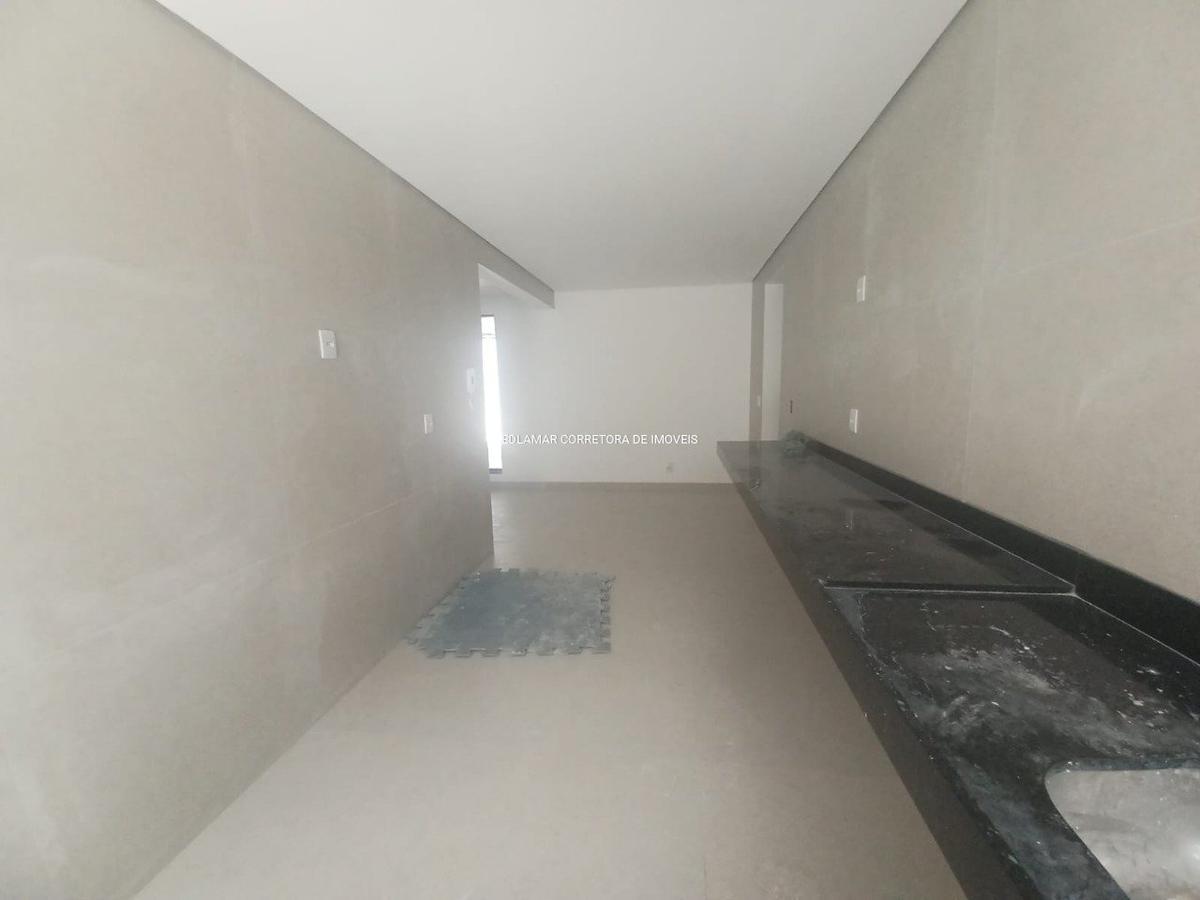 Apartamento, Centro, 3 Quartos, 4 Vagas, 1 Suíte