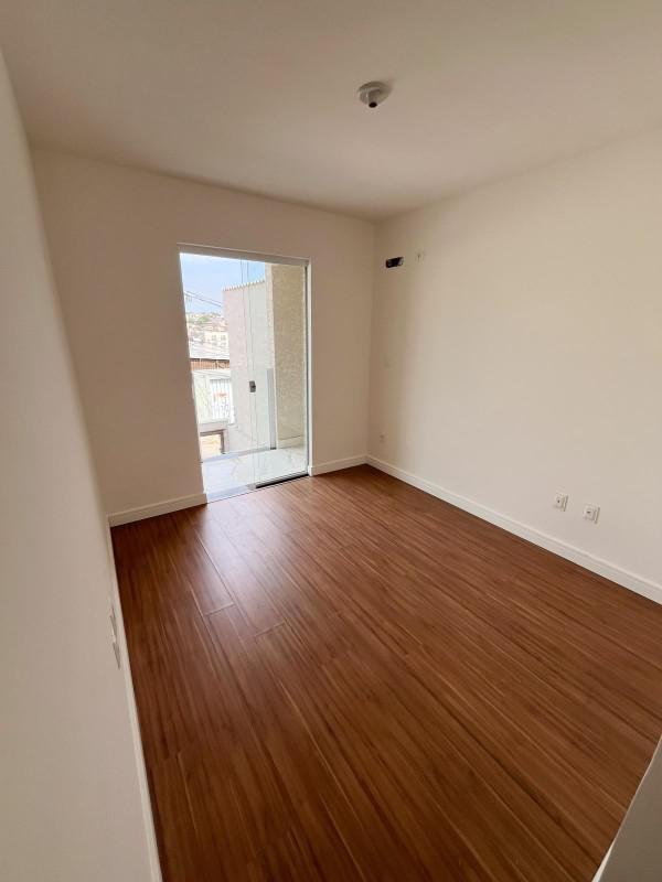 Casa, Candelária, 2 Quartos, 1 Vaga, 2 Suítes