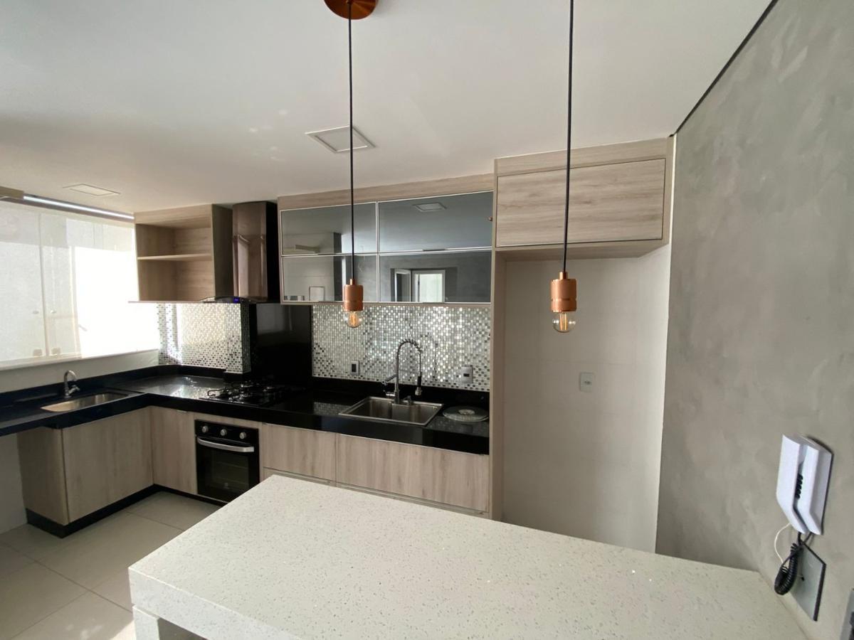 Apartamento, Fernão Dias, 2 Quartos, 2 Vagas, 1 Suíte