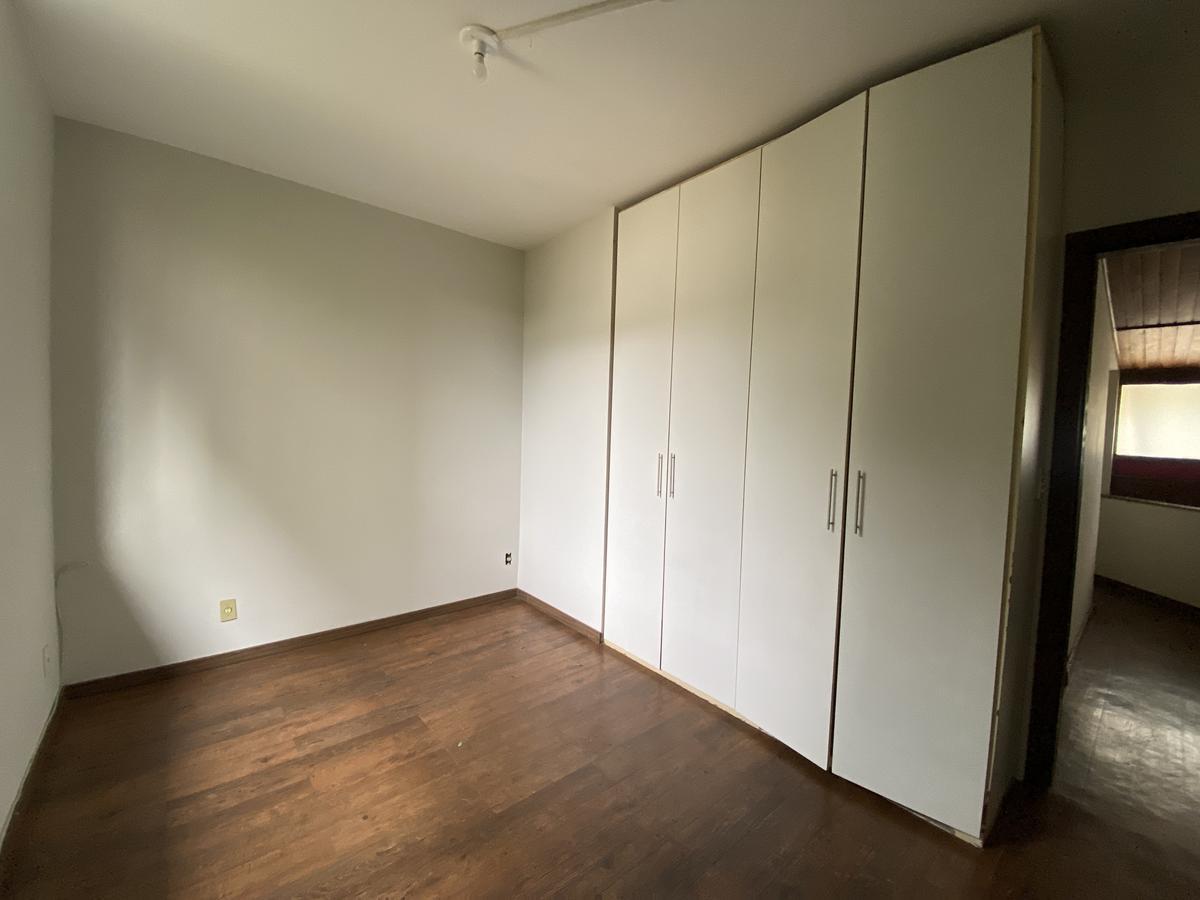 Casa, Castelo, 4 Quartos, 2 Vagas, 2 Suítes