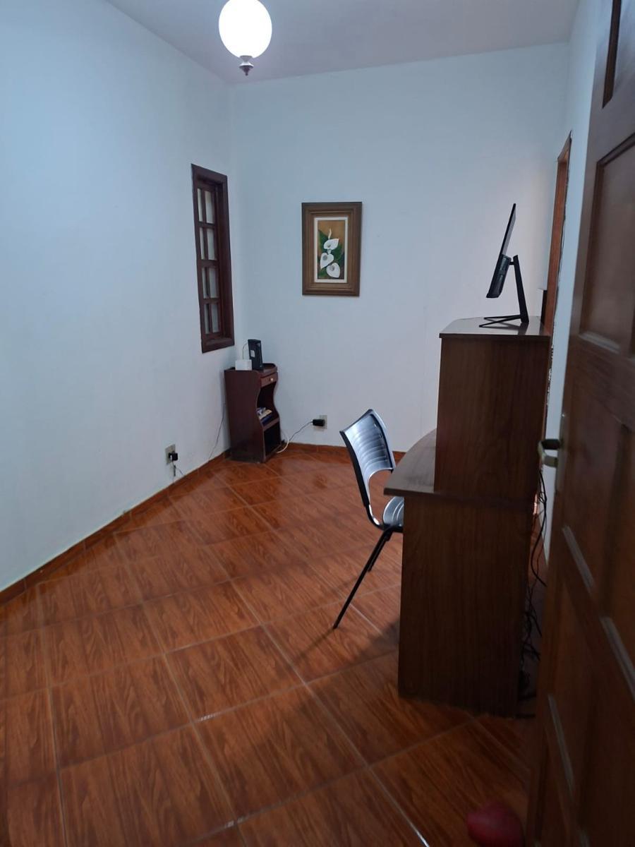 Casa, Casa Branca, 4 Quartos, 3 Vagas, 1 Suíte