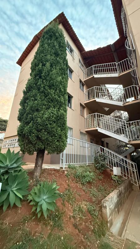 Apartamento, Solar do Barreiro, 2 Quartos, 1 Vaga