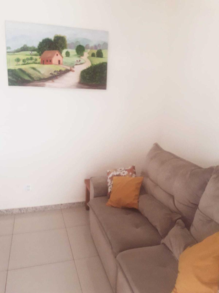 Casa, Europa, 3 Quartos, 0 Vaga, 1 Suíte