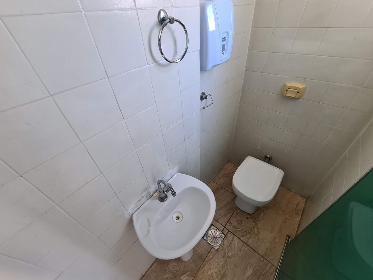 Sala, Barro Preto, 0 Quarto, 1 Vaga