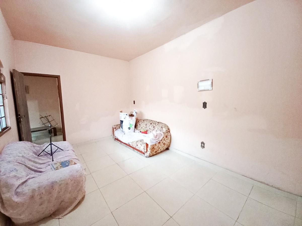 Casa, Caiçaras, 5 Quartos, 2 Vagas, 2 Suítes