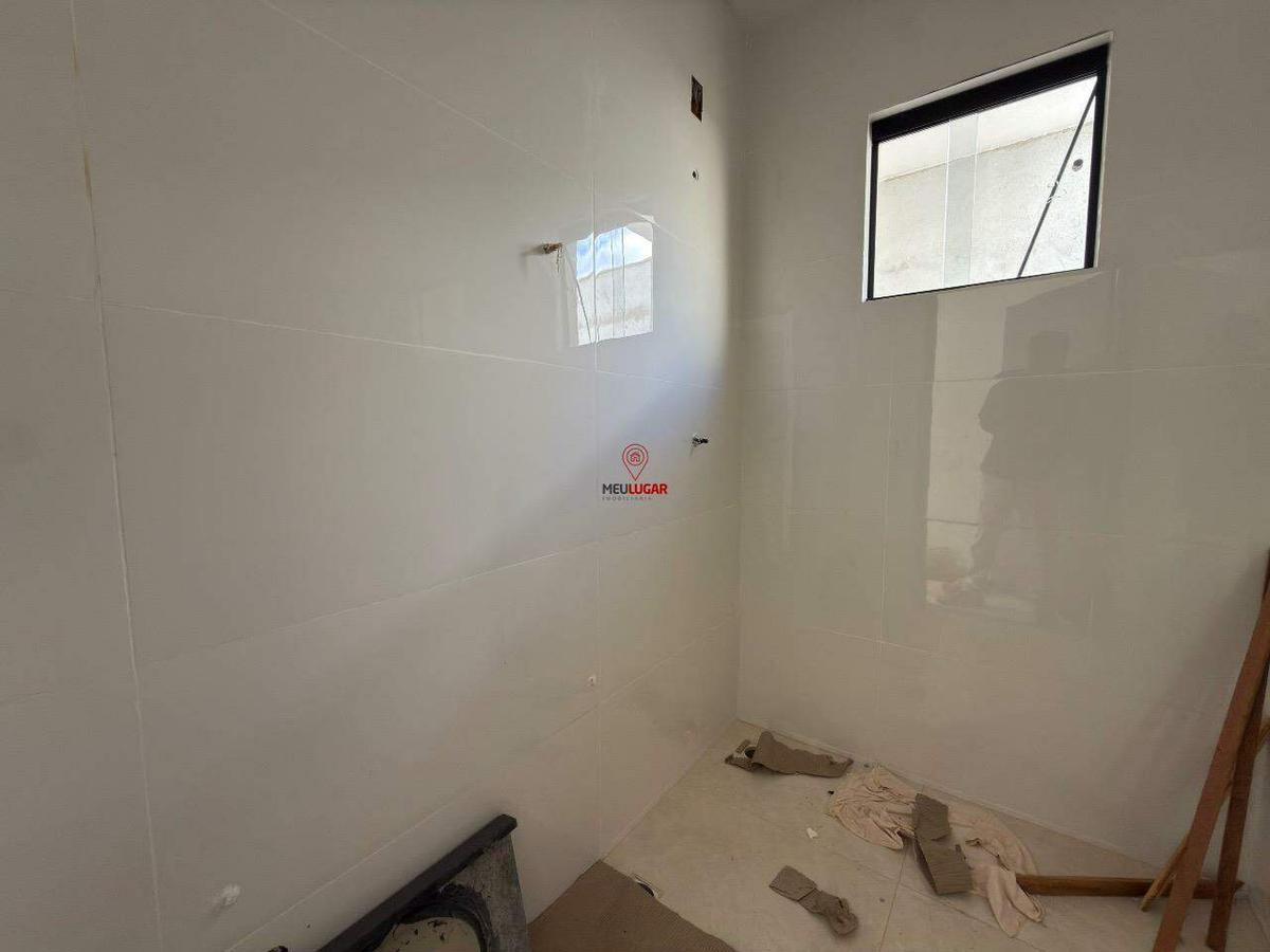 Casa, Novo Barreirinho, 2 Quartos, 2 Vagas