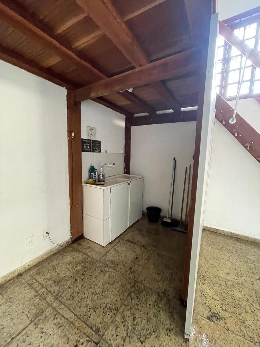 Andar, Centro, 0 Quarto, 0 Vaga