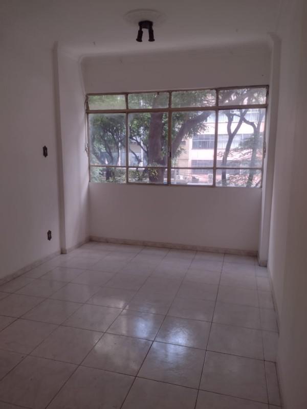 Quitinete, Barro Preto, 1 Quarto, 0 Vaga