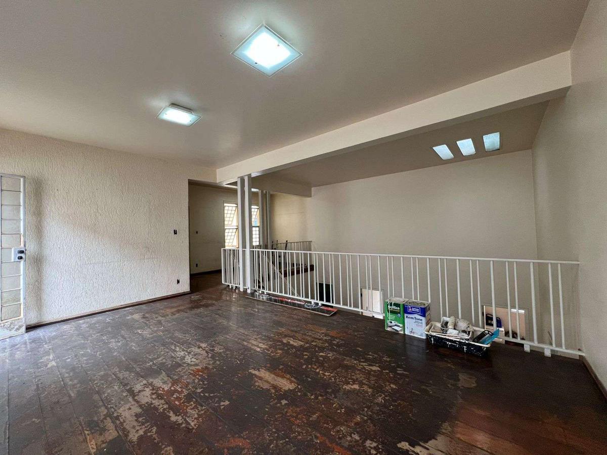 Casa, Nova Granada, 3 Quartos, 2 Vagas, 1 Suíte