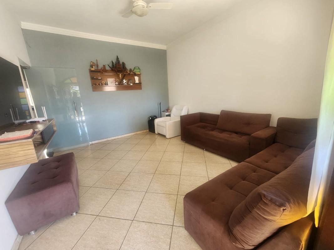 Casa, Coqueiros, 4 Quartos, 6 Vagas, 2 Suítes