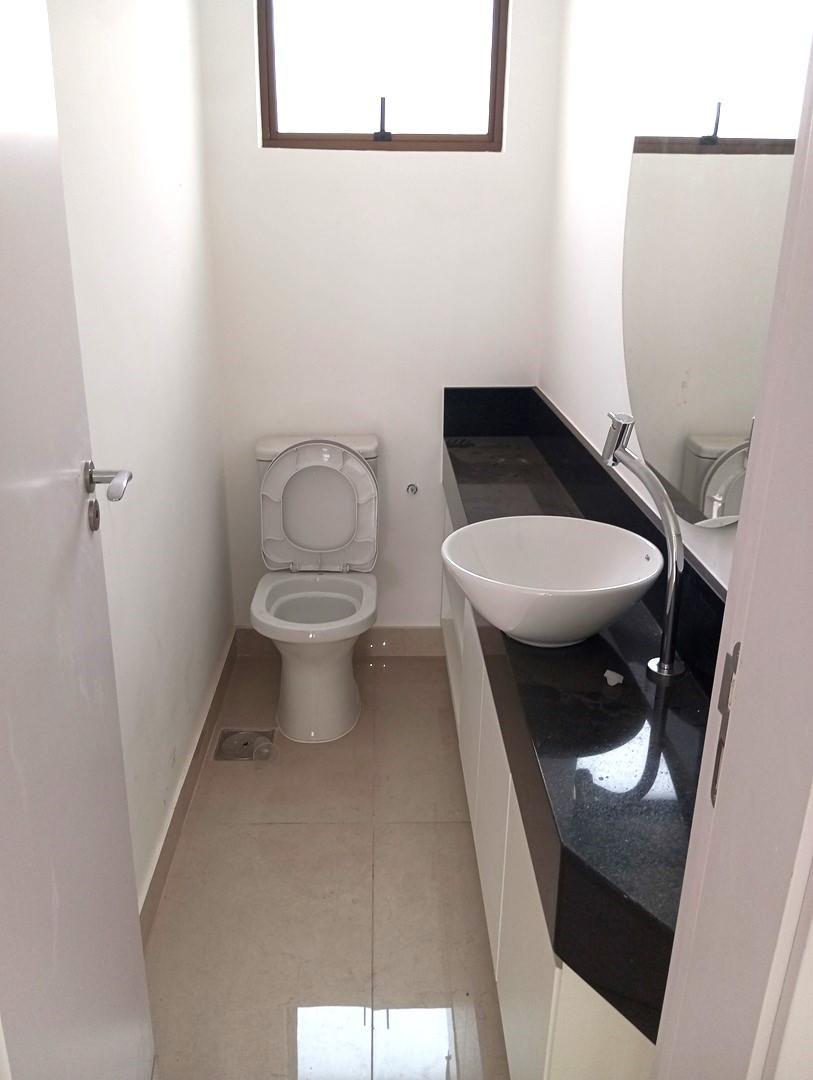 Apartamento, Floresta, 2 Quartos, 2 Vagas, 2 Suítes