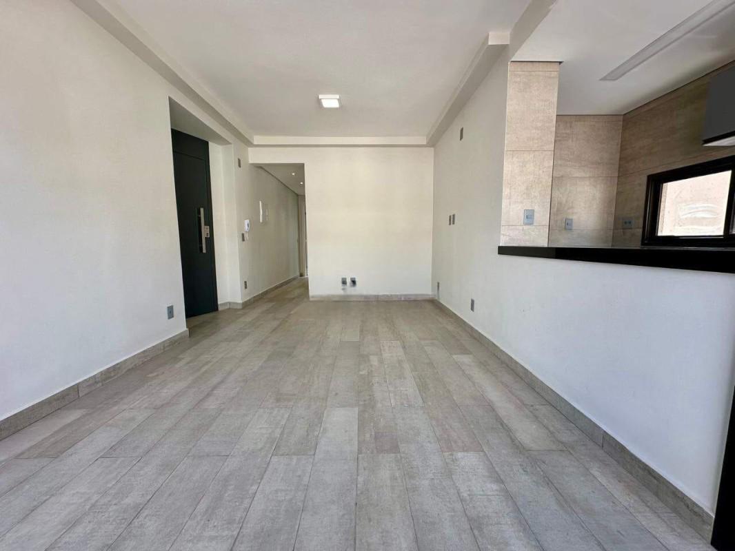 Apartamento, Cruzeiro, 2 Quartos, 2 Vagas, 1 Suíte
