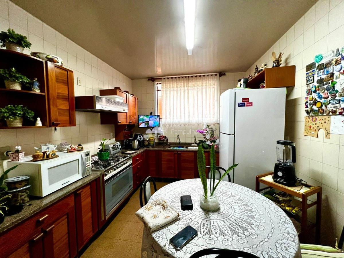 Casa, Liberdade, 4 Quartos, 4 Vagas, 1 Suíte