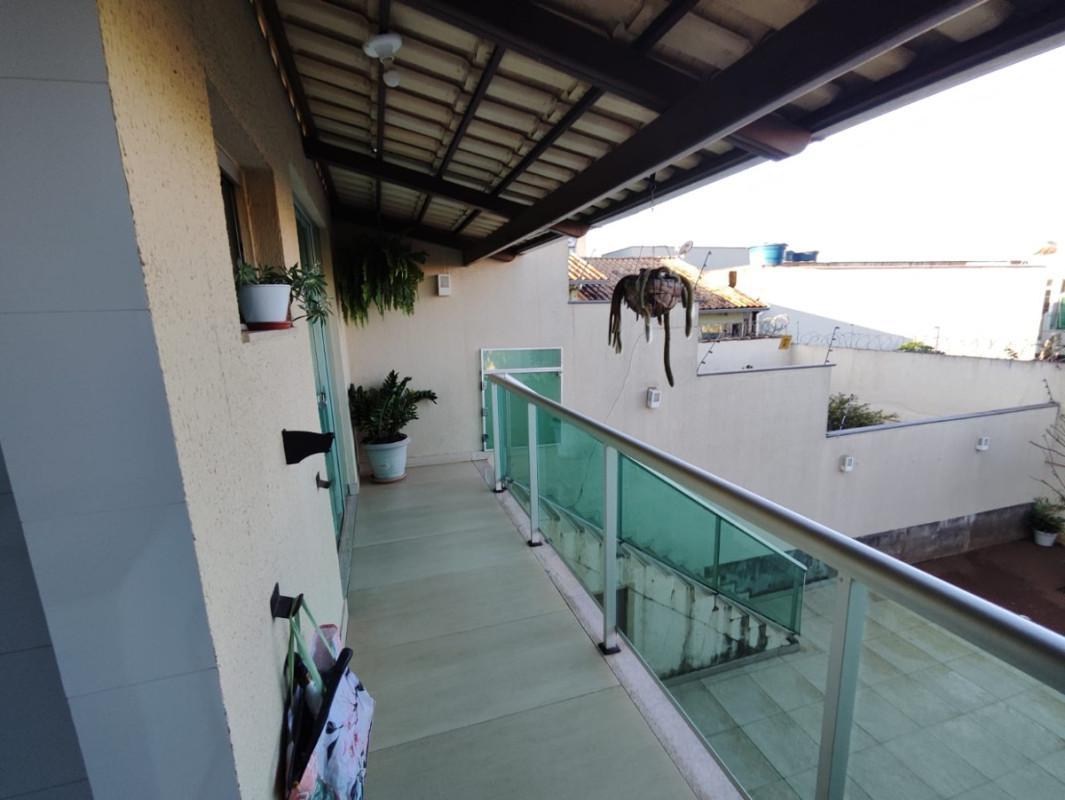 Casa, Parque Xangri-lá, 3 Quartos, 4 Vagas, 1 Suíte
