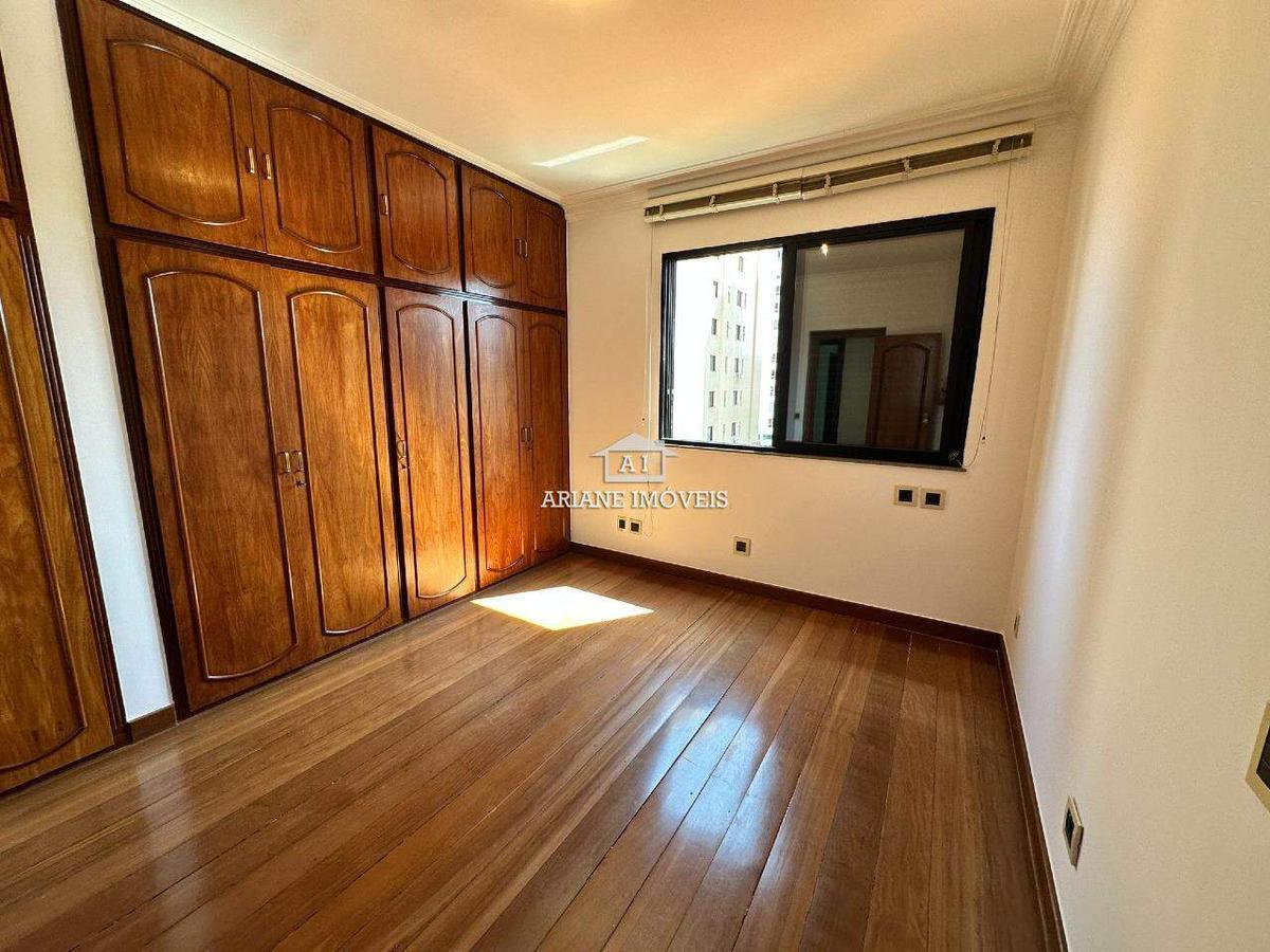 Apartamento, Serra, 4 Quartos, 5 Vagas, 2 Suítes