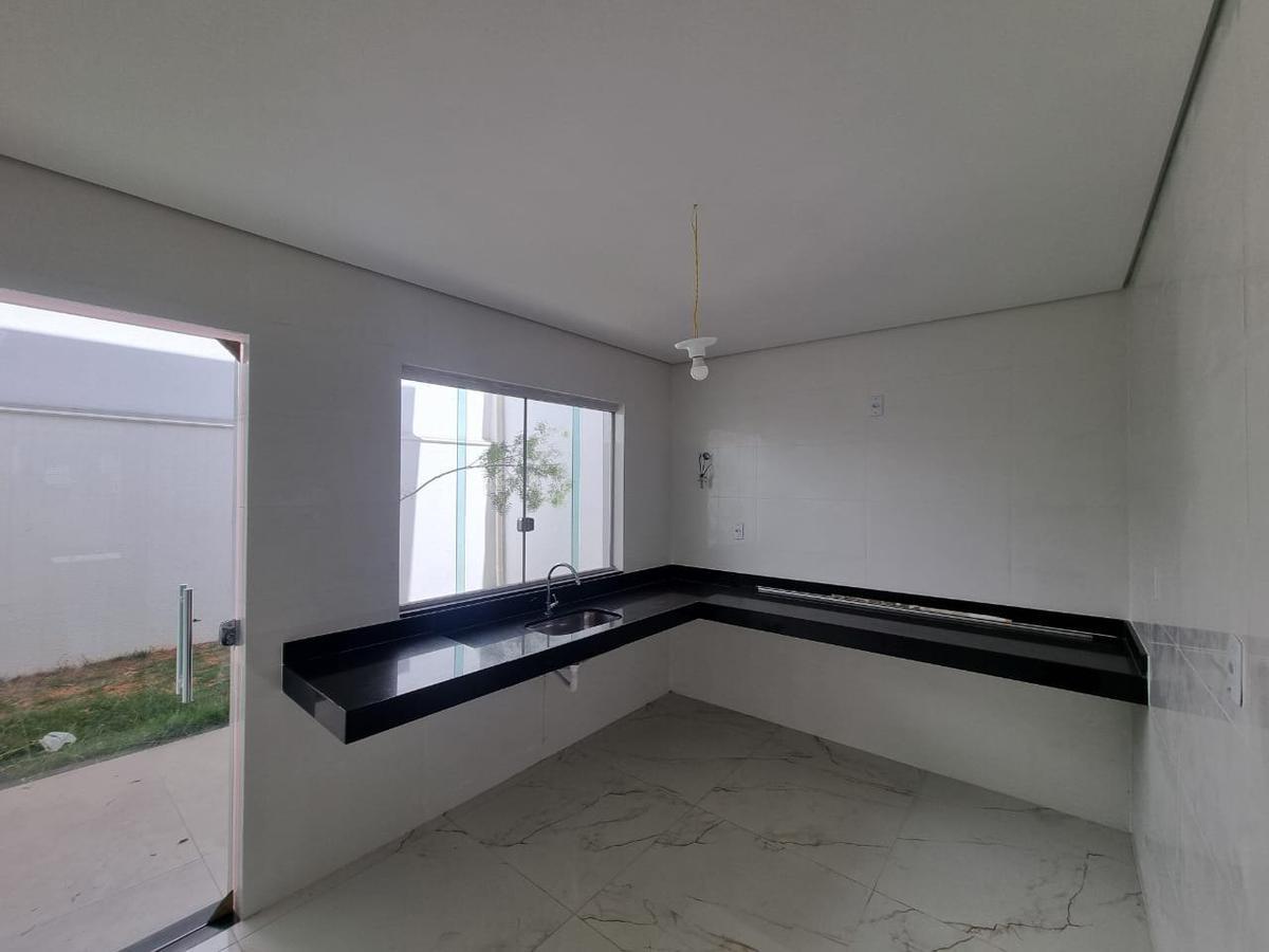 Casa, Planalto, 2 Quartos, 1 Vaga, 1 Suíte