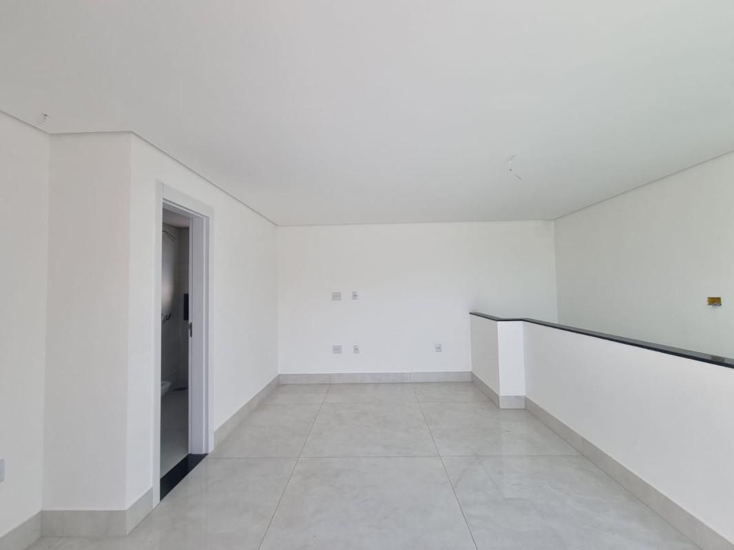 Cobertura, Jardim Riacho das Pedras, 3 Quartos, 4 Vagas, 1 Suíte