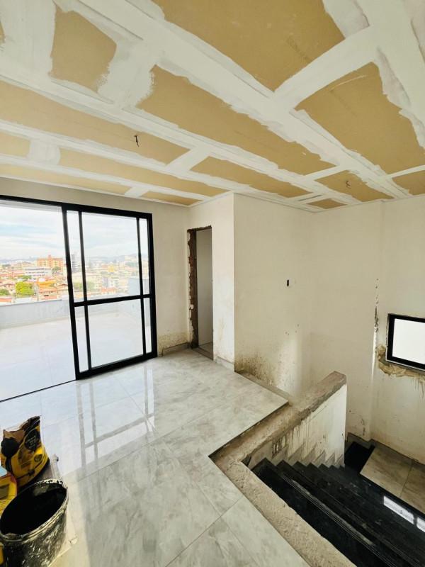 Cobertura, Novo Eldorado, 2 Quartos, 2 Vagas, 1 Suíte
