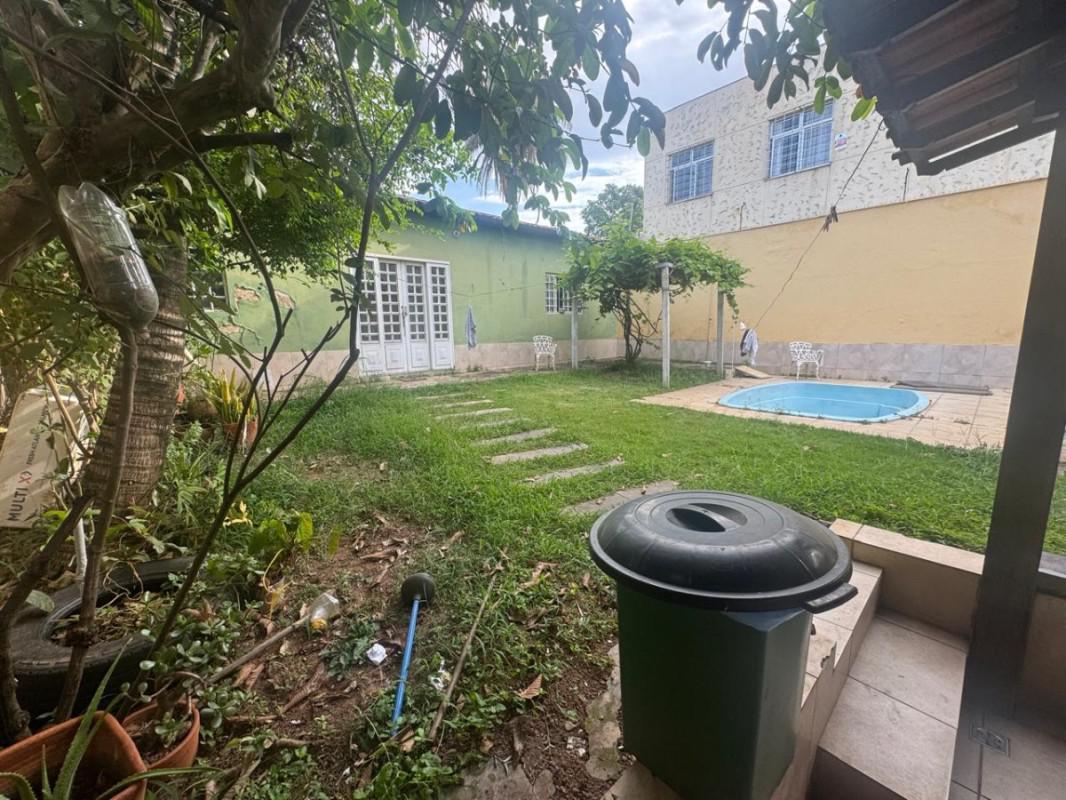 Casa, Dona Clara, 3 Quartos, 4 Vagas, 1 Suíte