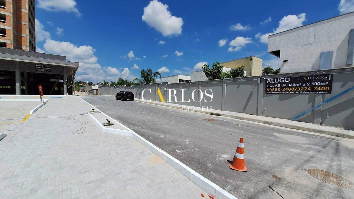 Loja, Betim Industrial, 61 Vagas